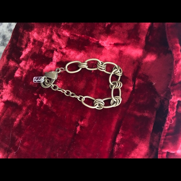 Grayling Bracelet - Picture 9 of 13